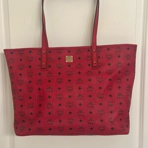 Authentic MCM Large Reversible Liz Shopper in Candy Red